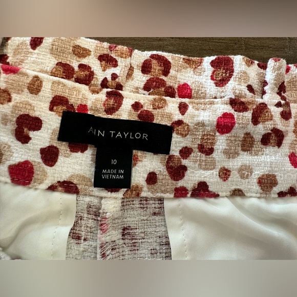 Ann Taylor High Rise Pink Animal Leopard Print Paperbag Shorts Size 10 Pockets - Picture 12 of 16